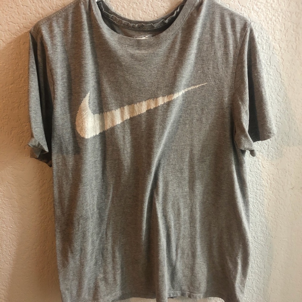 Nike grey T-shirt